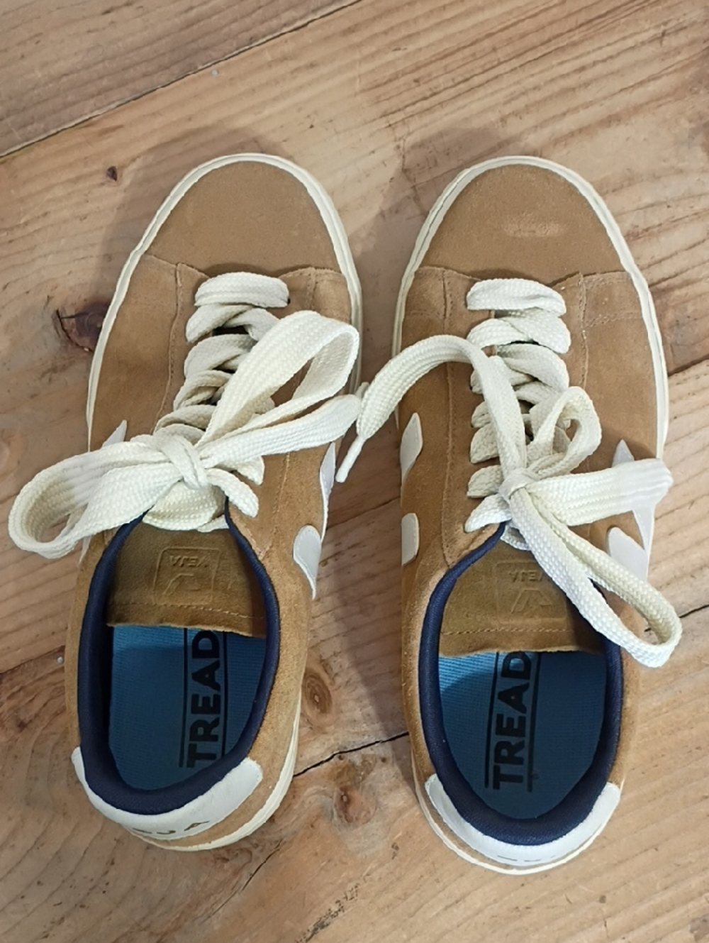 Veja Tan Suede Campo Sneakers Size 10.5 - Picture 5 of 10